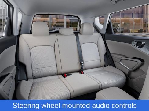 New 2025 Kia Soul LX image 17