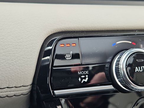 New 2026 Honda Pilot Touring image 11