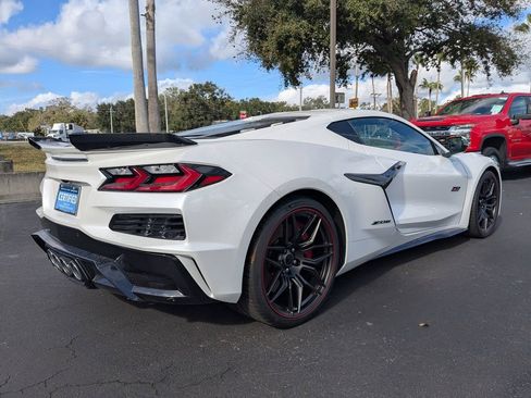 Used 2023 Chevrolet Corvette Z06 image 4