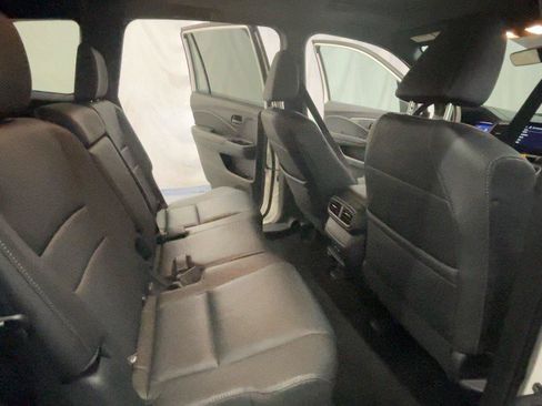 Certified 2024 Honda Passport EX-L image 25