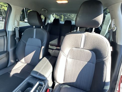 Used 2025 Nissan Sentra SV FWD image 7