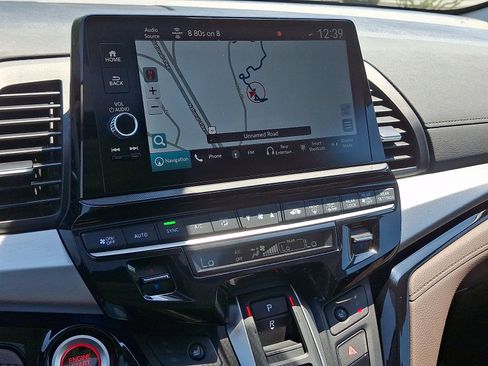 Certified 2025 Honda Odyssey Touring image 17