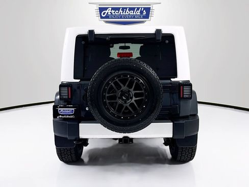 Used 2017 Jeep Wrangler Unlimited Sahara w/ Quick Order Package 24E Chief AWD/4WD image 7