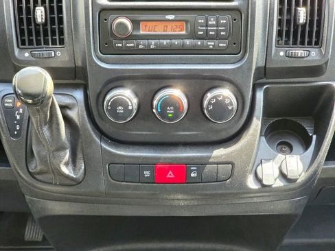 Used 2017 RAM ProMaster 1500 image 18