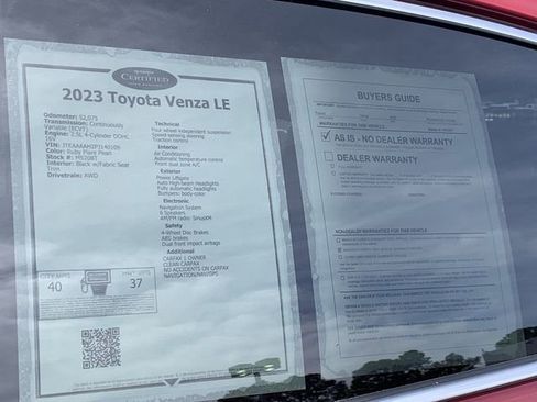 Used 2023 Toyota Venza LE image 36
