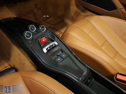 Used 2013 Ferrari 458 Spider RWD image 25