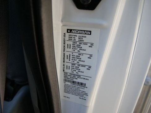 Used 2024 Ford E-450 and Econoline 450 Super Duty w/ Power Windows & Locks Group RWD image 18