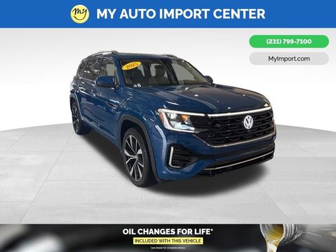 Used 2025 Volkswagen Atlas SEL Premium R-Line image 1