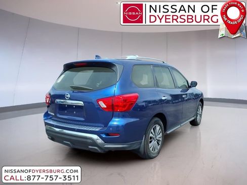 Used 2020 Nissan Pathfinder S FWD image 3