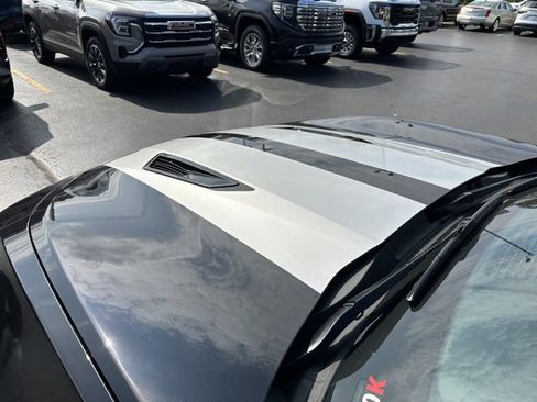 Used 2016 Chevrolet Camaro SS image 30