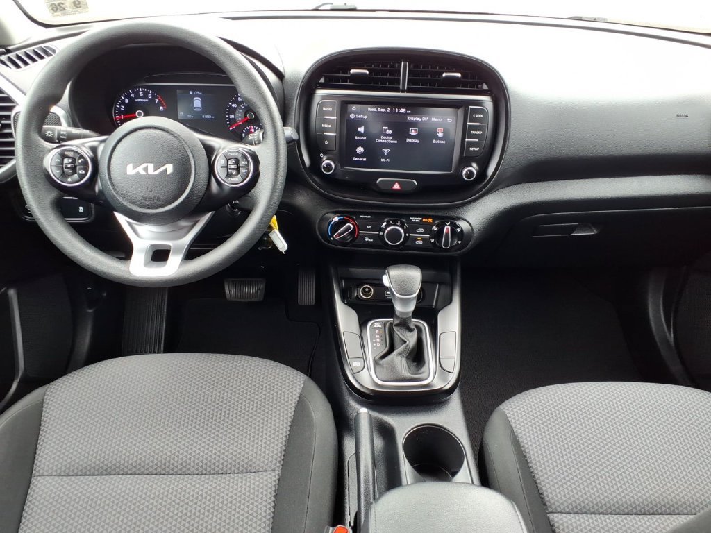 Used 2022 Kia Soul LX w/ Technology Package FWD image 15