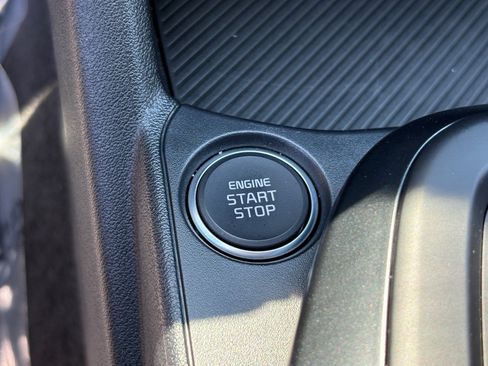 Certified 2025 Kia K4 FWD image 28