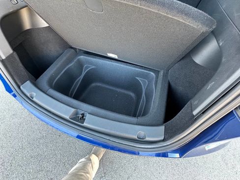 Used 2021 Tesla Model Y Long Range AWD/4WD image 28
