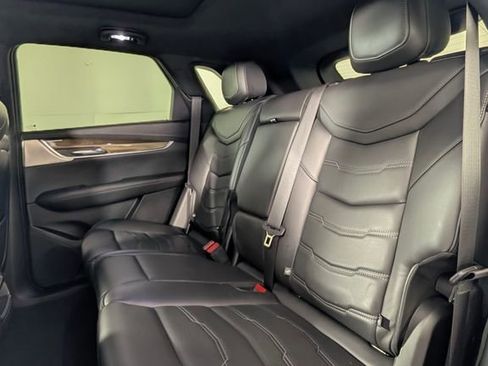Certified 2023 Cadillac XT5 Sportv w/ Platinum Package image 7
