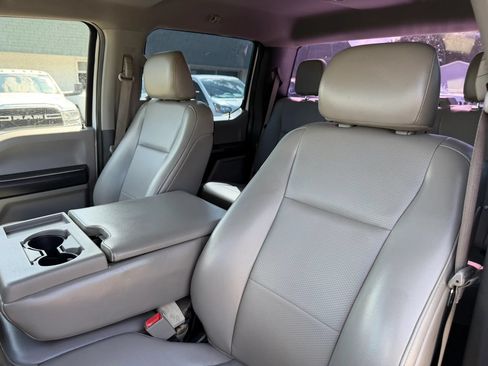 Used 2018 Ford F250 XL w/ Power Equipment Group AWD/4WD image 18