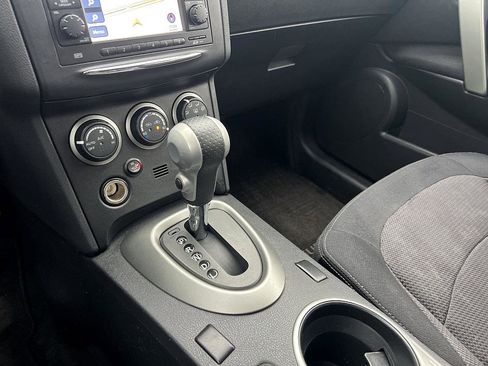 Used 2012 Nissan Rogue SV w/ Premium Pkg image 23