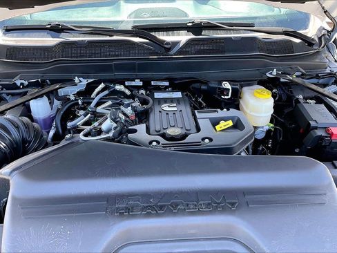 New 2026 RAM 3500 Tradesman AWD/4WD image 36