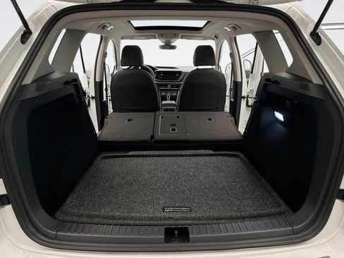 Used 2024 Volkswagen Taos SEL image 24