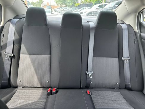 Used 2025 Nissan Sentra SV FWD image 28