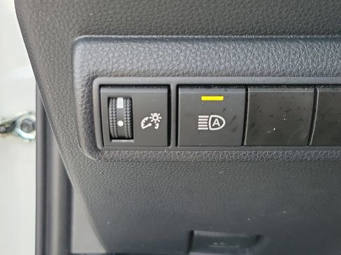 Used 2024 Toyota Corolla LE FWD image 30