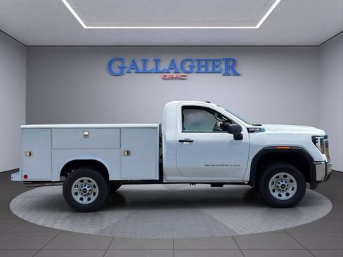 New 2026 GMC Sierra 3500 Pro w/ Convenience Package AWD/4WD image 3