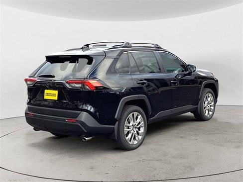 New 2025 Toyota RAV4 XLE Premium image 5