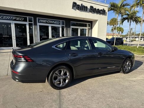 Used 2024 Honda Accord EX image 4
