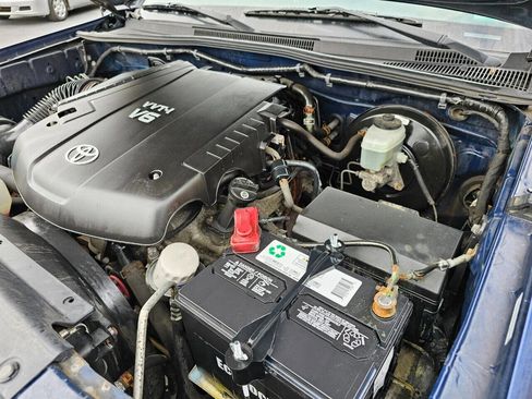 Used 2007 Toyota Tacoma PreRunner image 15