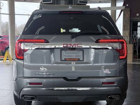 Used 2022 GMC Acadia Denali w/ Denali Ultimate Package image 13