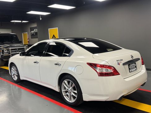 Used 2010 Nissan Maxima 3.5 SV w/ Premium Pkg image 4