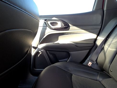 New 2026 Jeep Compass Latitude image 11