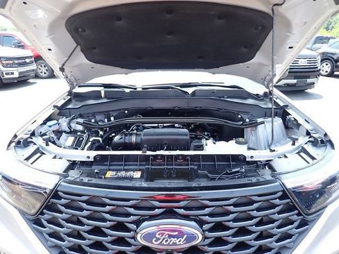 Certified 2023 Ford Explorer ST-Line w/ Class IV Trailer Tow Package AWD/4WD image 16