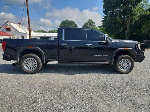 Used 2023 GMC Sierra 2500 Denali w/ Denali Ultimate Package AWD/4WD image 8