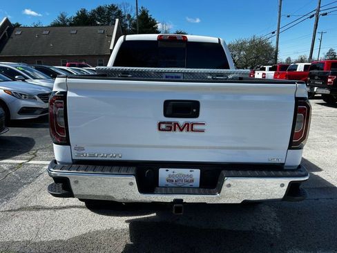 Used 2017 GMC Sierra 1500 SLT w/ SLT Premium Package image 4