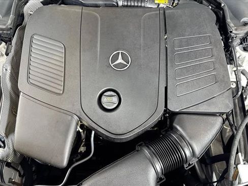 Used 2024 Mercedes-Benz C 300 Sedan image 29