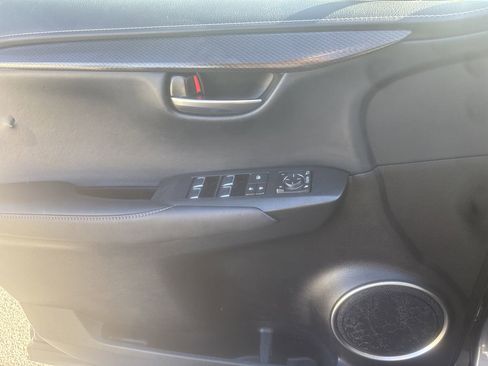 Used 2018 Lexus NX 300 image 6