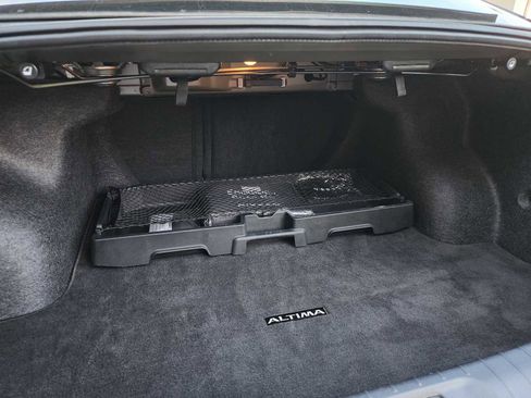 Used 2023 Nissan Altima 2.5 SV w/ SV Premium Package image 14