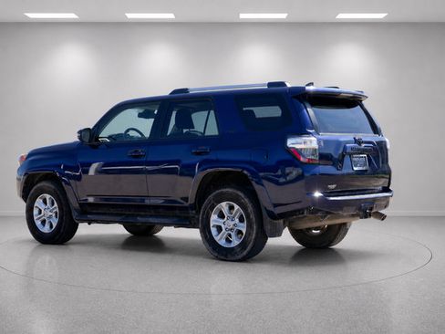 Used 2020 Toyota 4Runner SR5 Premium AWD/4WD image 5