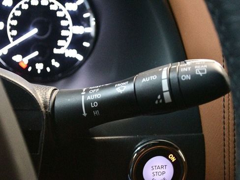 Used 2024 INFINITI QX80 Sensory w/ Cargo Package image 63