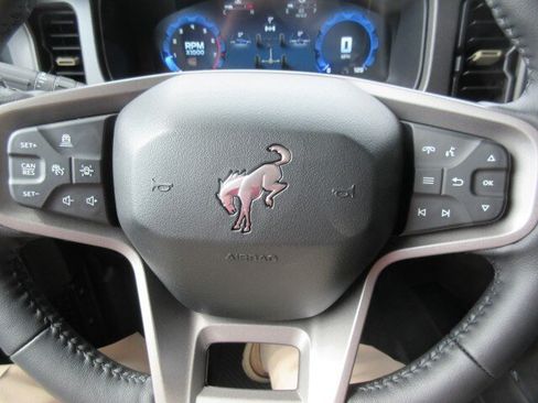New 2025 Ford Bronco Badlands AWD/4WD image 31
