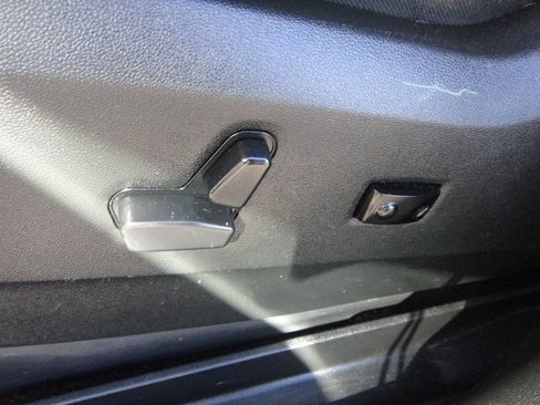 Used 2017 Dodge Grand Caravan GT image 11