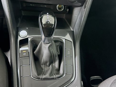 Used 2024 Volkswagen Tiguan S image 24