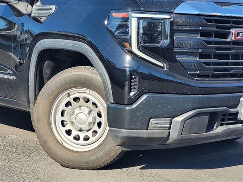 Used 2023 GMC Sierra 1500 Pro image 3