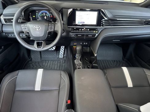 Certified 2026 Toyota Camry SE FWD image 18