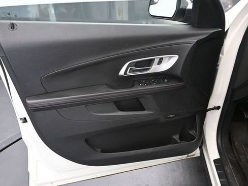Used 2014 Chevrolet Equinox LTZ AWD/4WD image 16