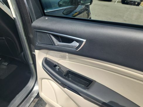 Used 2020 Ford Edge Titanium w/ Equipment Group 301A FWD image 20