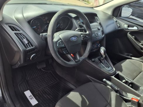 Used 2018 Ford Focus SE image 10