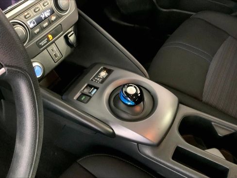 Used 2023 Nissan Leaf S FWD image 17