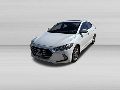 Used 2017 Hyundai Elantra Value Edition FWD image 11