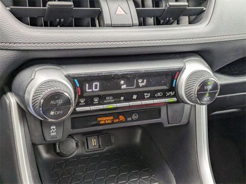 Used 2021 Toyota RAV4 XLE w/ Carpet Mat Package (TMS) image 22